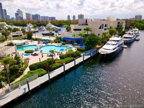 19707 Turnberry Way Aventura FL 33180