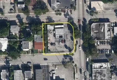 1910 NW 17th Avenue Miami FL 33125