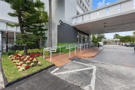 16710 NE 9th Avenue North Miami Beach FL 33162