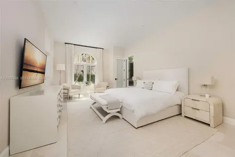 3845 Wood Avenue Miami FL 33133