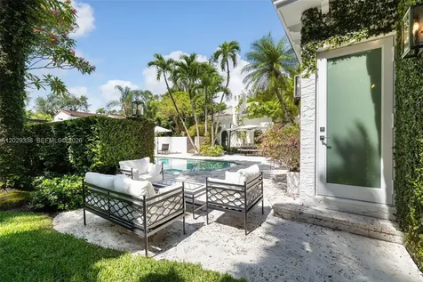 3845 Wood Avenue Miami FL 33133