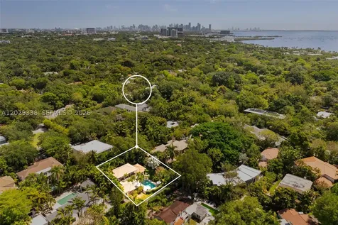 3845 Wood Avenue Miami FL 33133