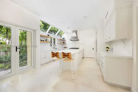 3845 Wood Avenue Miami FL 33133