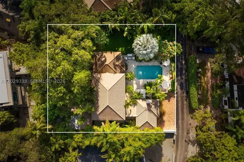 3845 Wood Avenue Miami FL 33133