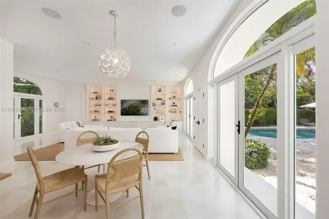 3845 Wood Avenue Miami FL 33133