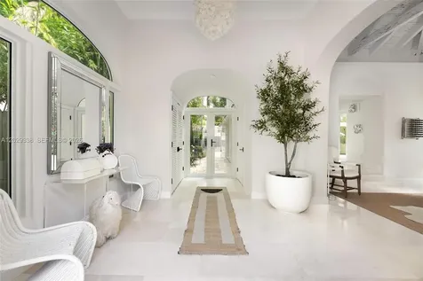 3845 Wood Avenue Miami FL 33133