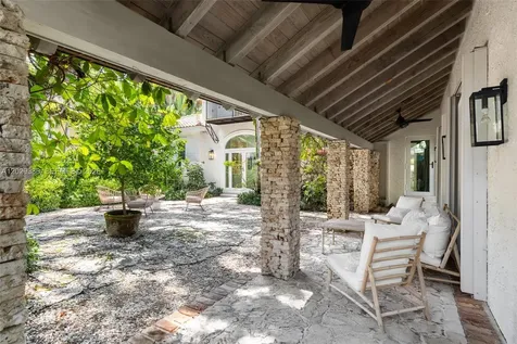 3845 Wood Avenue Miami FL 33133