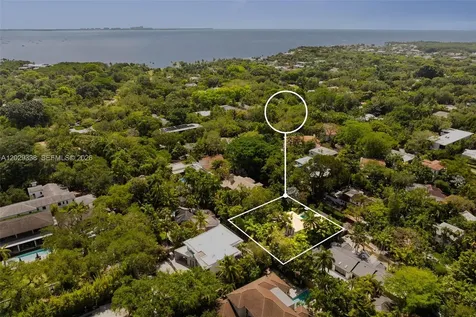 3845 Wood Avenue Miami FL 33133