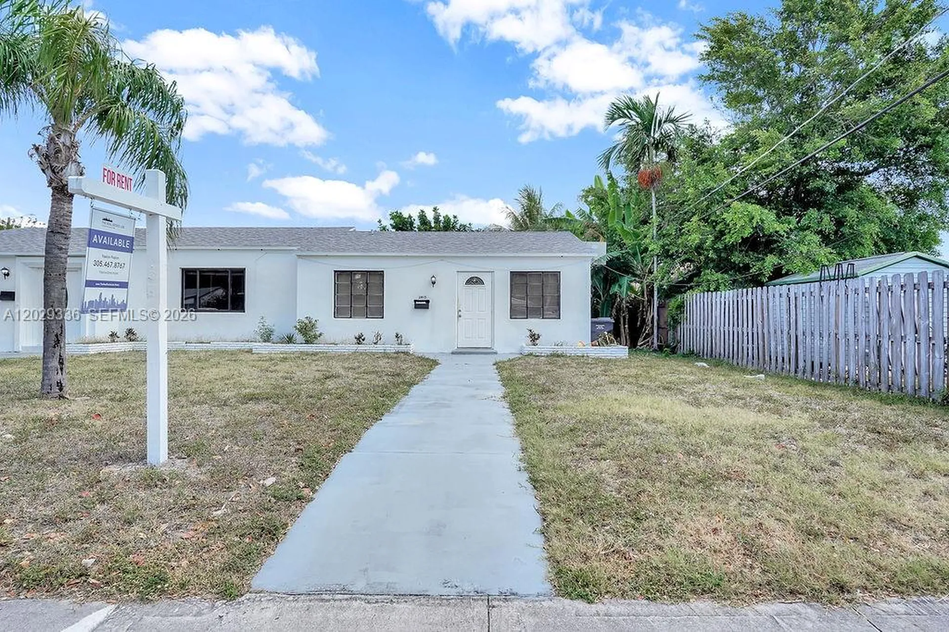 2415 Pierce Street Hollywood FL 33020