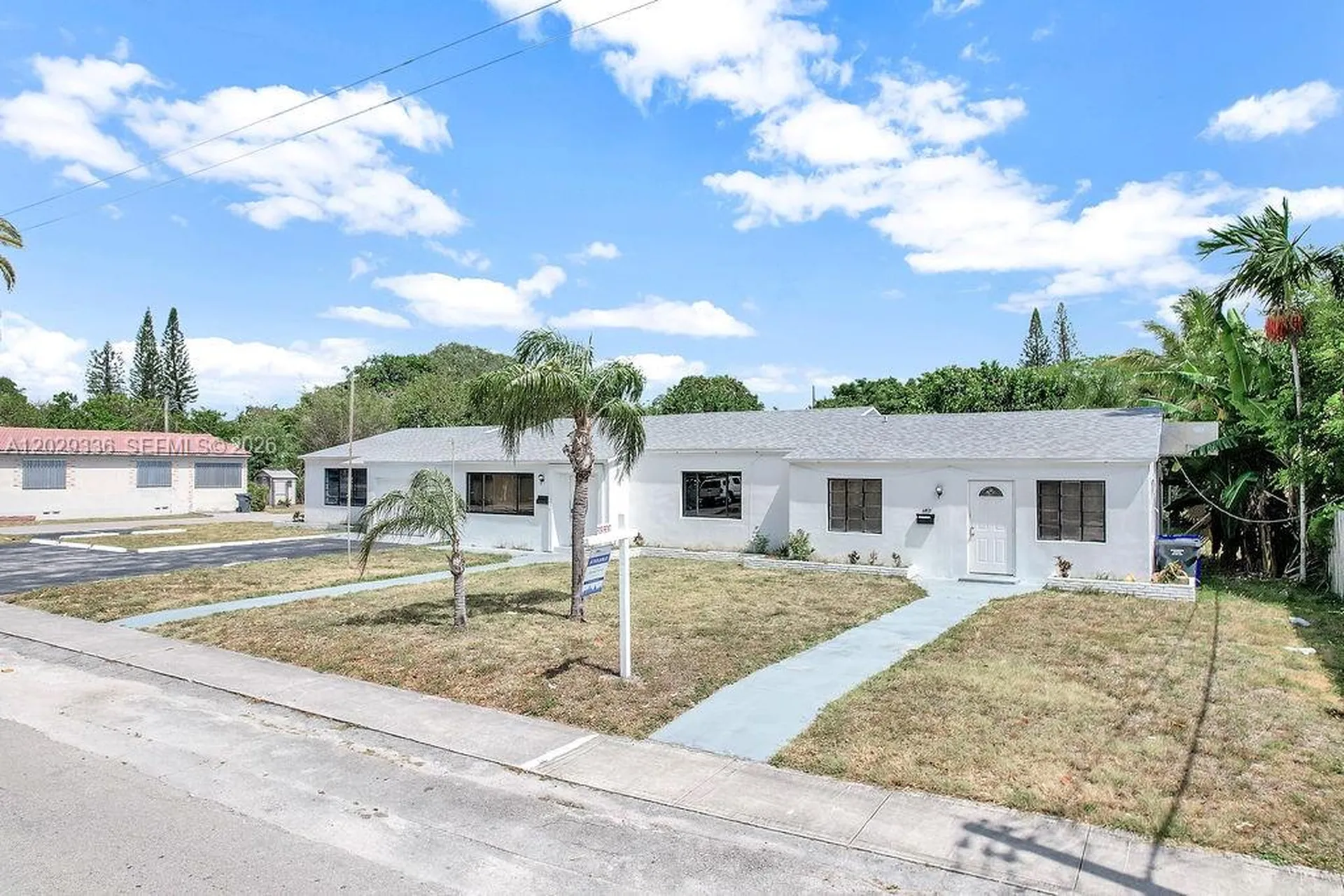 2415 Pierce Street Hollywood FL 33020