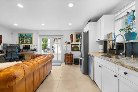 646 NE 81st Street Miami FL 33138