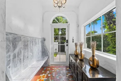646 NE 81st Street Miami FL 33138