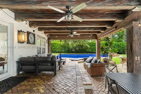 646 NE 81st Street Miami FL 33138