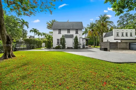 646 NE 81st Street Miami FL 33138
