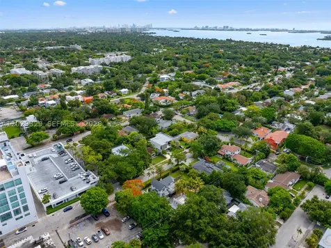 646 NE 81st Street Miami FL 33138