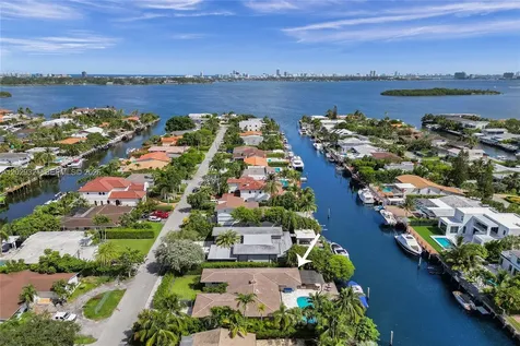 1912 NE 119th Road North Miami FL 33181