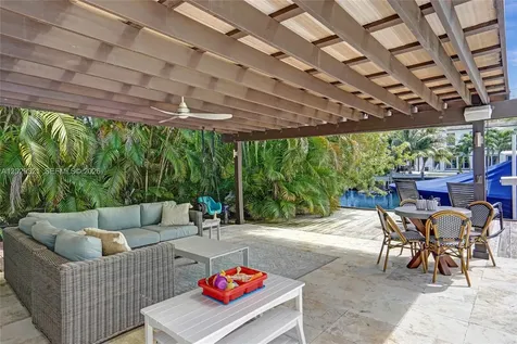 1912 NE 119th Road North Miami FL 33181