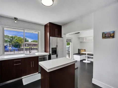 1912 NE 119th Road North Miami FL 33181