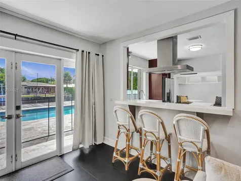 1912 NE 119th Road North Miami FL 33181