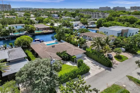 1912 NE 119th Road North Miami FL 33181