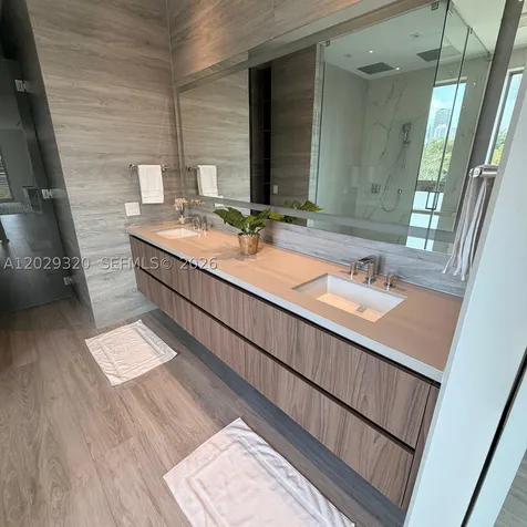 2100 S Miami Avenue Miami FL 33129