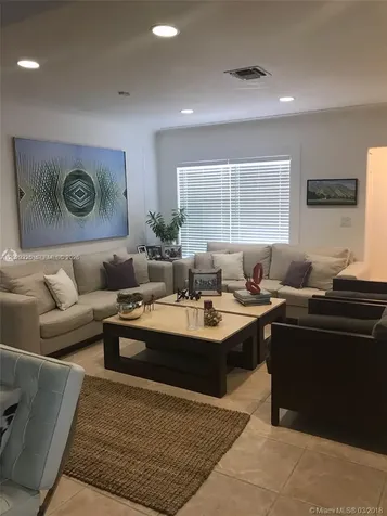 931 Placetas Avenue Coral Gables FL 33146