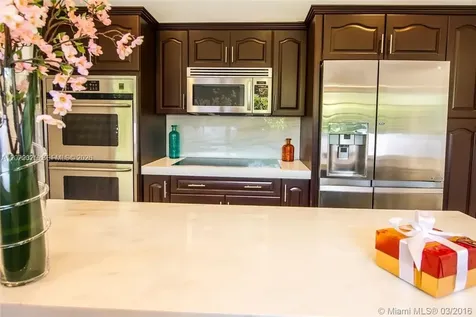 931 Placetas Avenue Coral Gables FL 33146