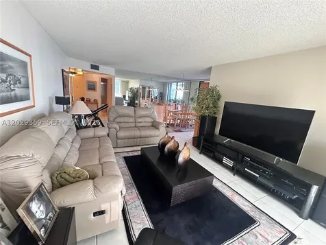 2333 Brickell Avenue Miami FL 33129