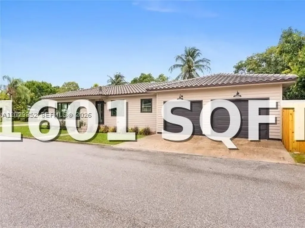 801 S Palmway Lake Worth FL 33460