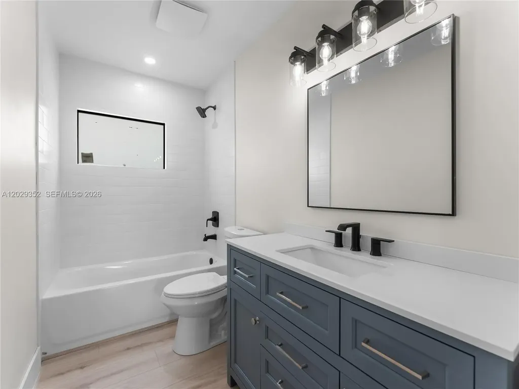 801 S Palmway Lake Worth FL 33460