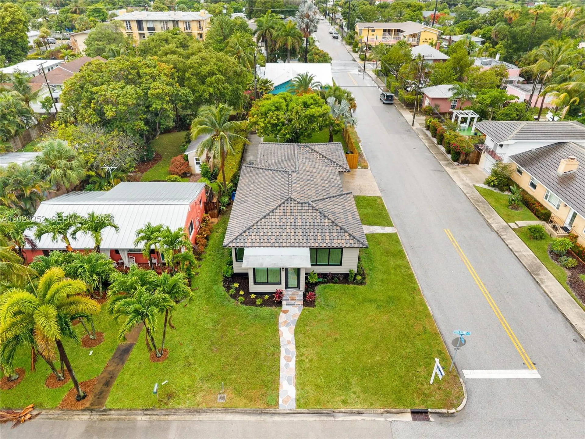 801 S Palmway Lake Worth FL 33460