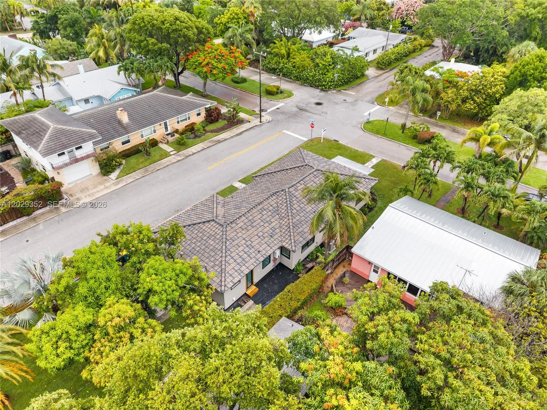 801 S Palmway Lake Worth FL 33460