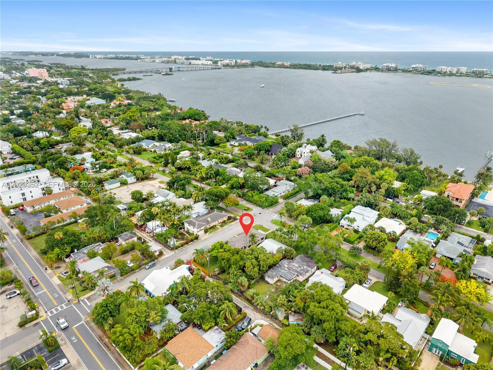 801 S Palmway Lake Worth FL 33460