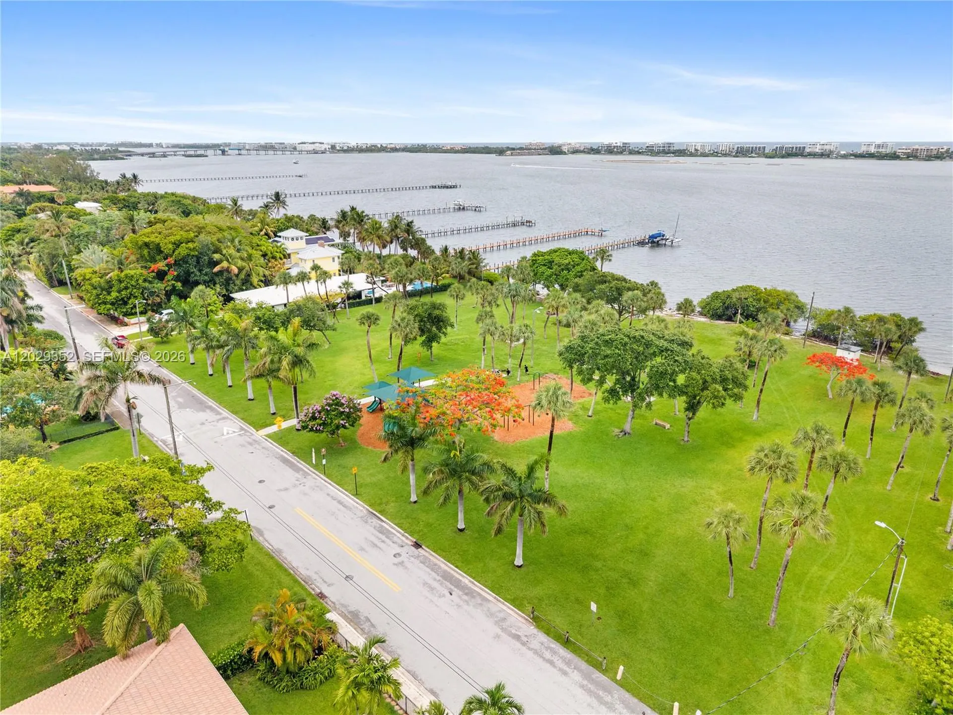 801 S Palmway Lake Worth FL 33460