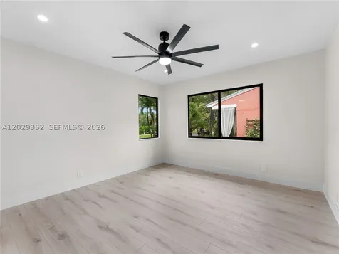 801 S Palmway Lake Worth FL 33460