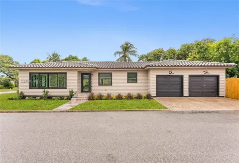 801 S Palmway Lake Worth FL 33460