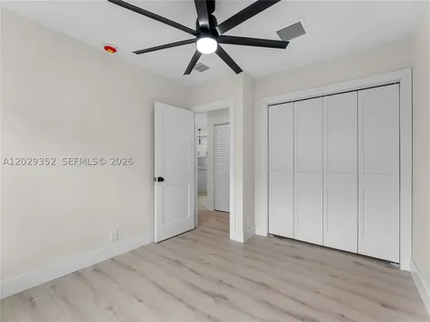 801 S Palmway Lake Worth FL 33460