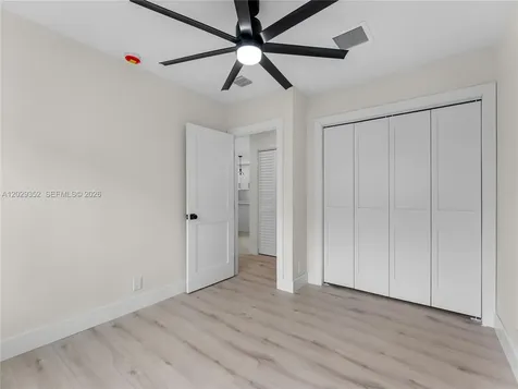 801 S Palmway Lake Worth FL 33460