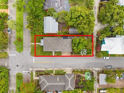 801 S Palmway Lake Worth FL 33460