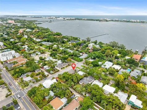 801 S Palmway Lake Worth FL 33460