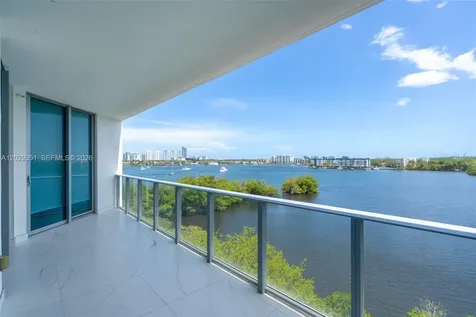 17111 Biscayne Bl North Miami Beach FL 33160