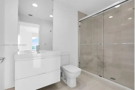 17111 Biscayne Bl North Miami Beach FL 33160
