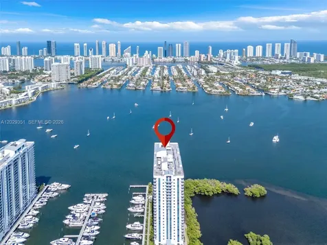 17111 Biscayne Bl North Miami Beach FL 33160