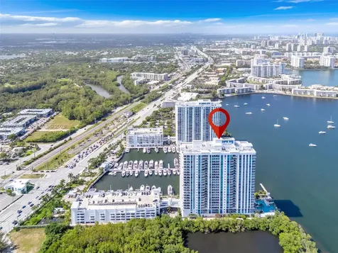 17111 Biscayne Bl North Miami Beach FL 33160