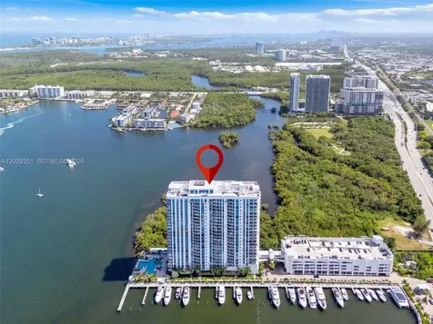 17111 Biscayne Bl North Miami Beach FL 33160