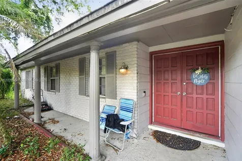 570 N Hart Boulevard Orlando FL 32818