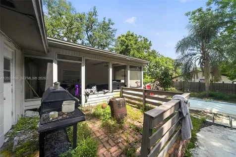 570 N Hart Boulevard Orlando FL 32818