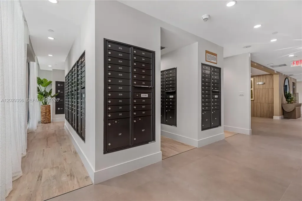 208 N Federal Highway Pompano Beach FL 33062
