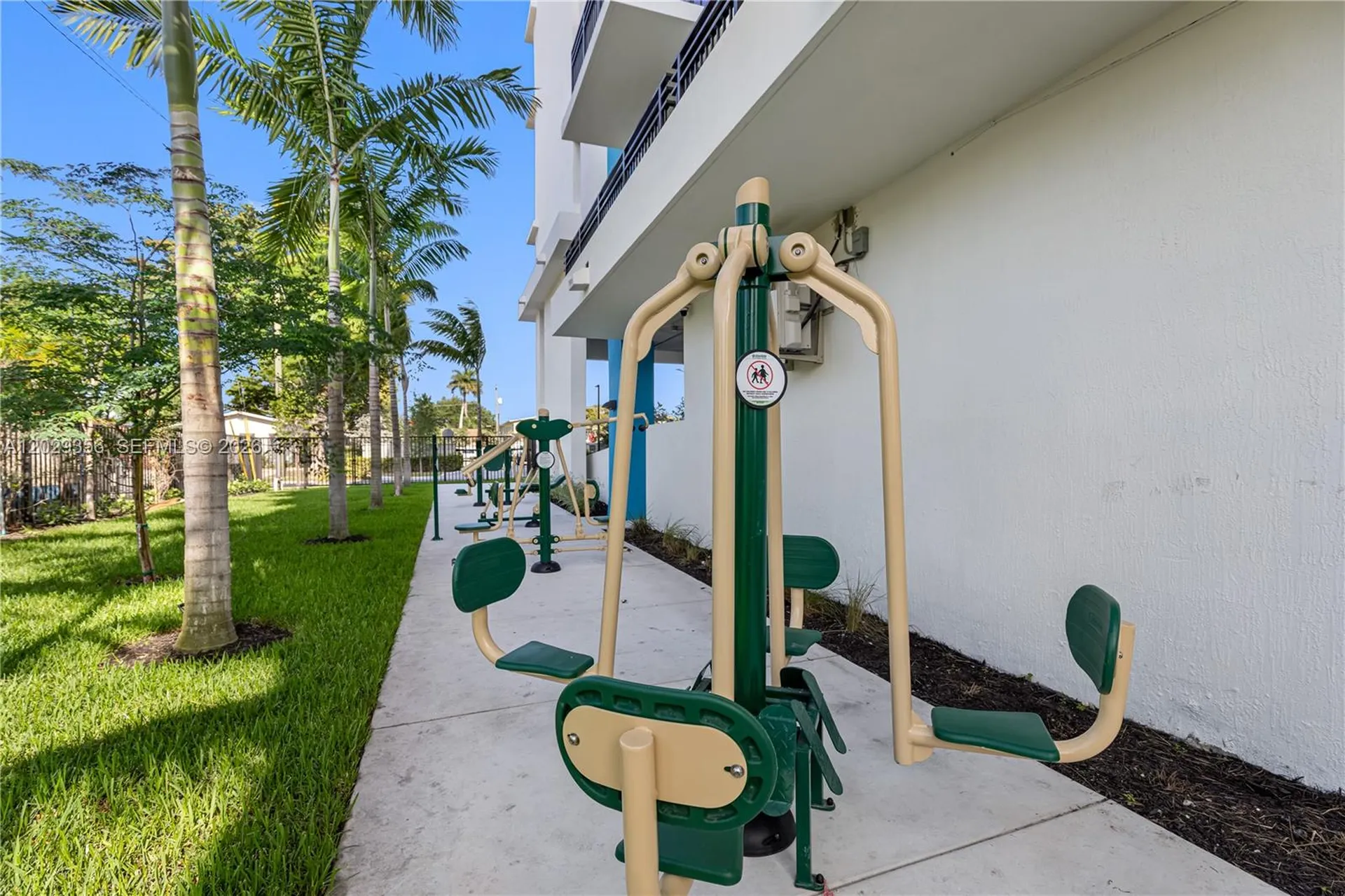 208 N Federal Highway Pompano Beach FL 33062