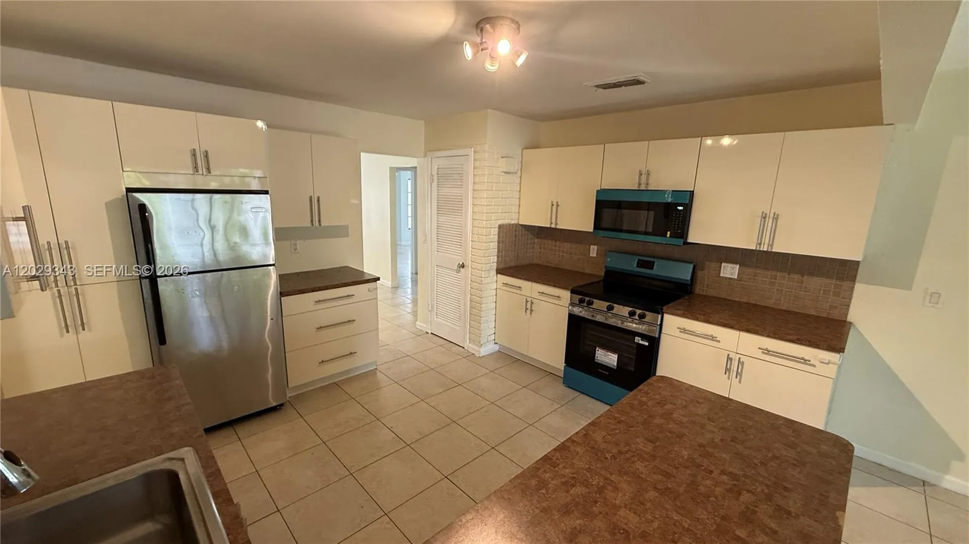 3199 Coral Hills Drive Coral Springs FL 33065